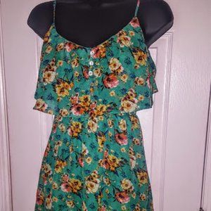 GREEN! Xhilaration Flirty Chiffon Dress, Small JR.